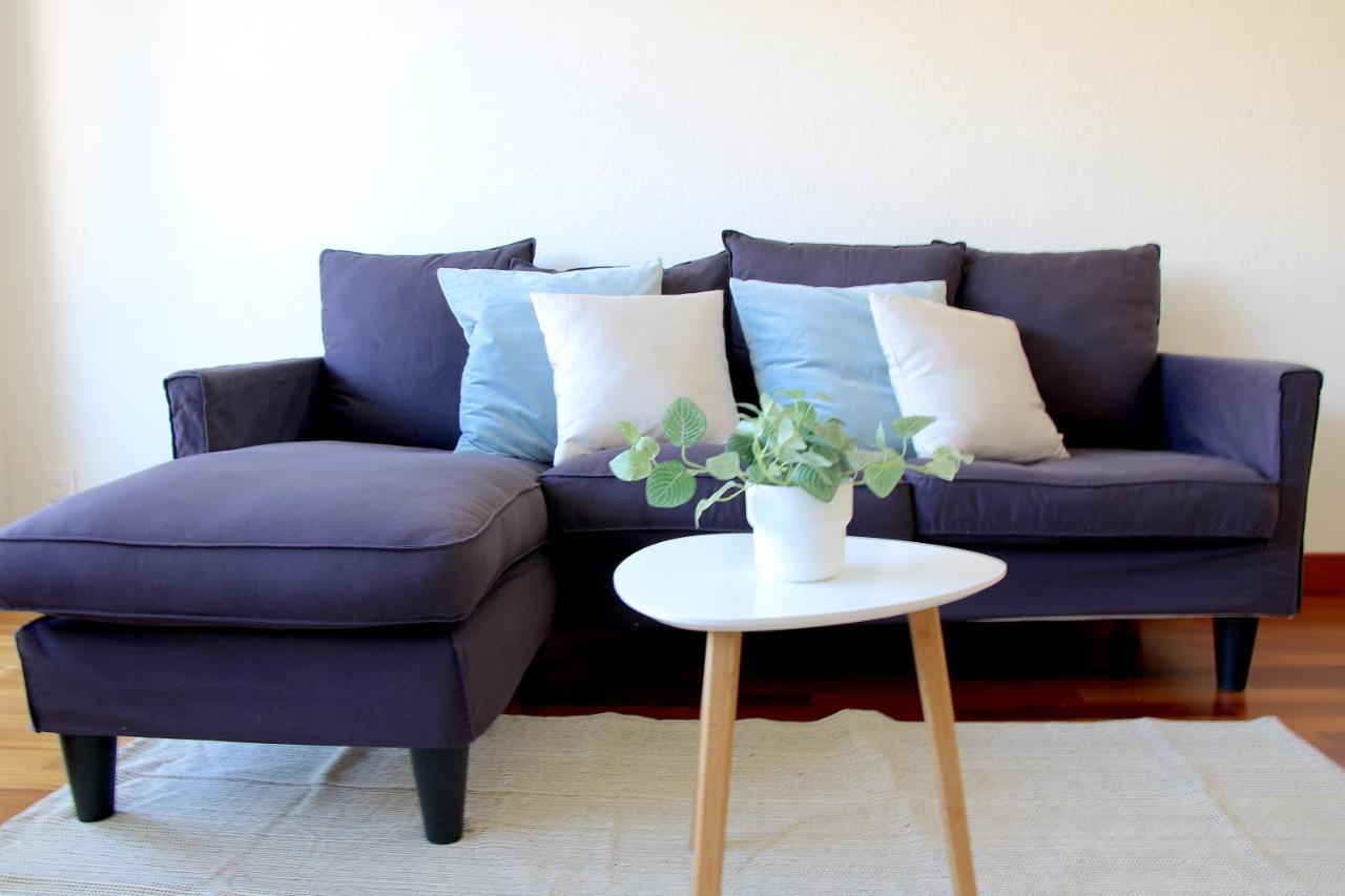 Cozy Apartment With Free Parking & Close To Lake Lugano Bagian luar foto